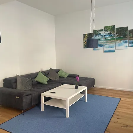 Perfekt Fuer Geschaeftsreisende Komfort Eleganz Und Erstklassiges Wlan In Zentraler Lage Apartamento