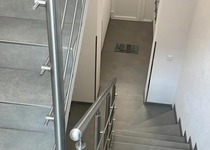 Perfekt Fuer Geschaeftsreisende Komfort Eleganz Und Erstklassiges Wlan In Zentraler Lage Wuppertal